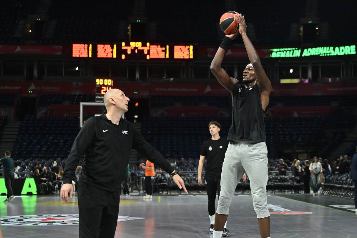 Partizan - Panatinaikos pre igre (19).jpg
