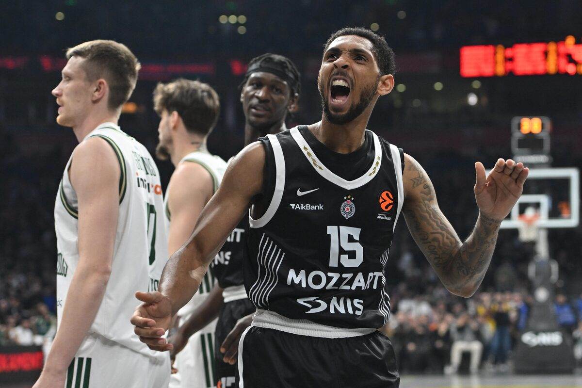 Partizan - Panatinaikos (3).JPG