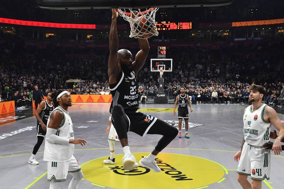 Partizan - Panatinaikos (14).JPG