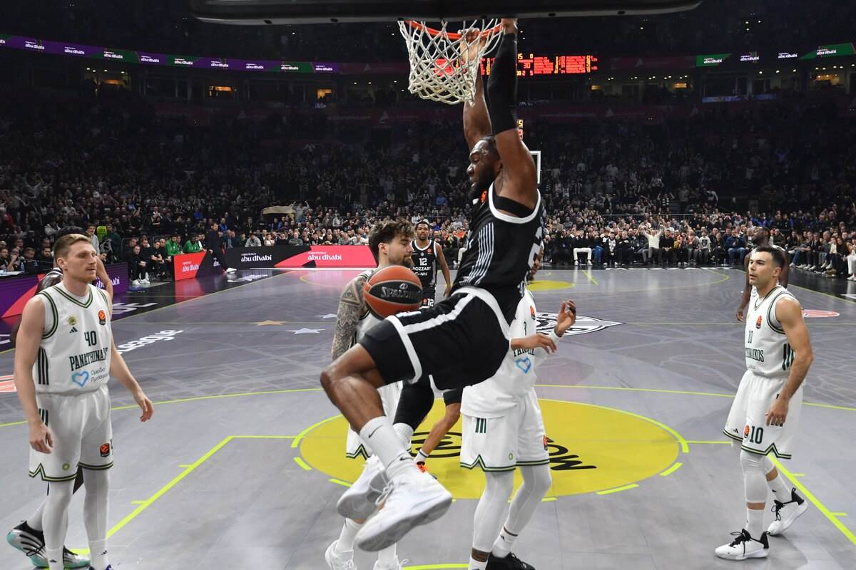 Partizan - Panatinaikos (1).JPG