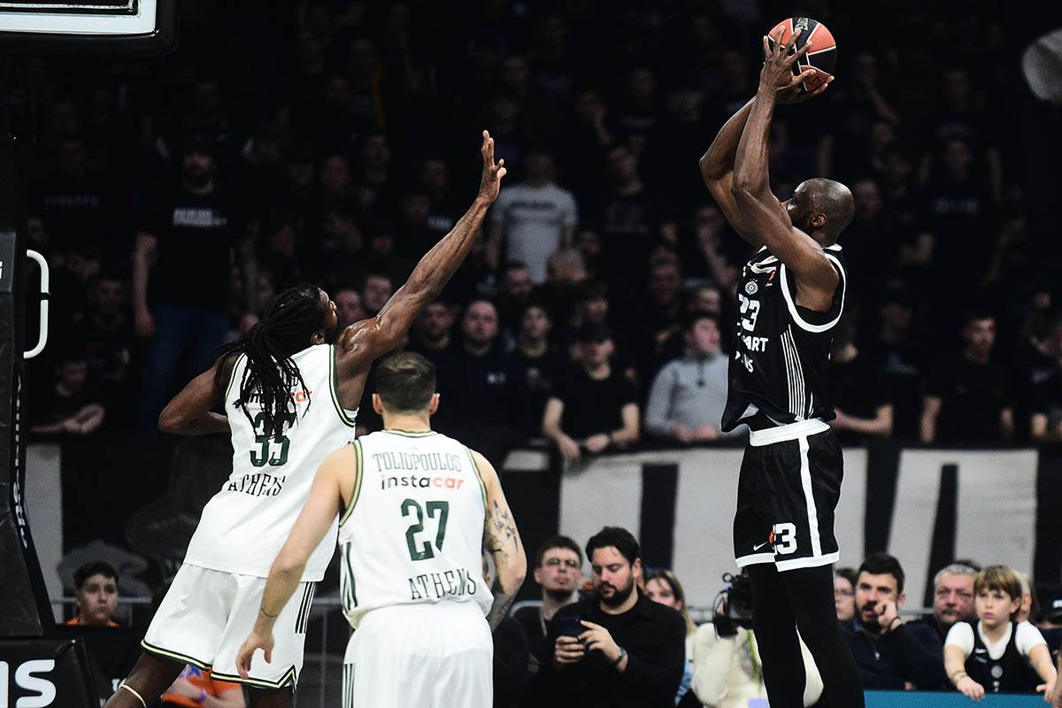 Partizan - Panatinaikos (34).jpg