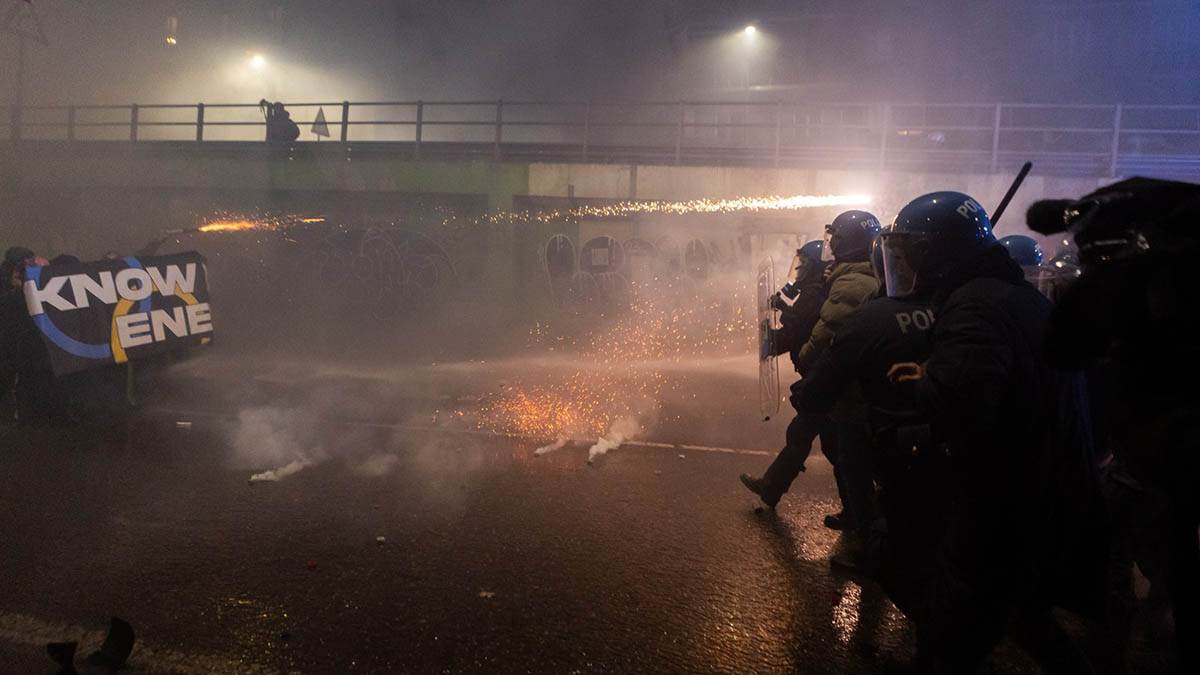 protesti u milanu (1).jpg