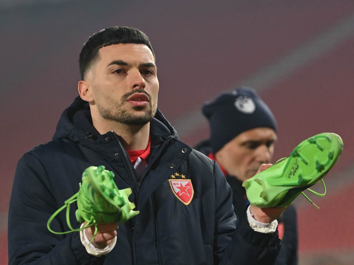 Nemanja Radonjić, fudbaler Zvezde.