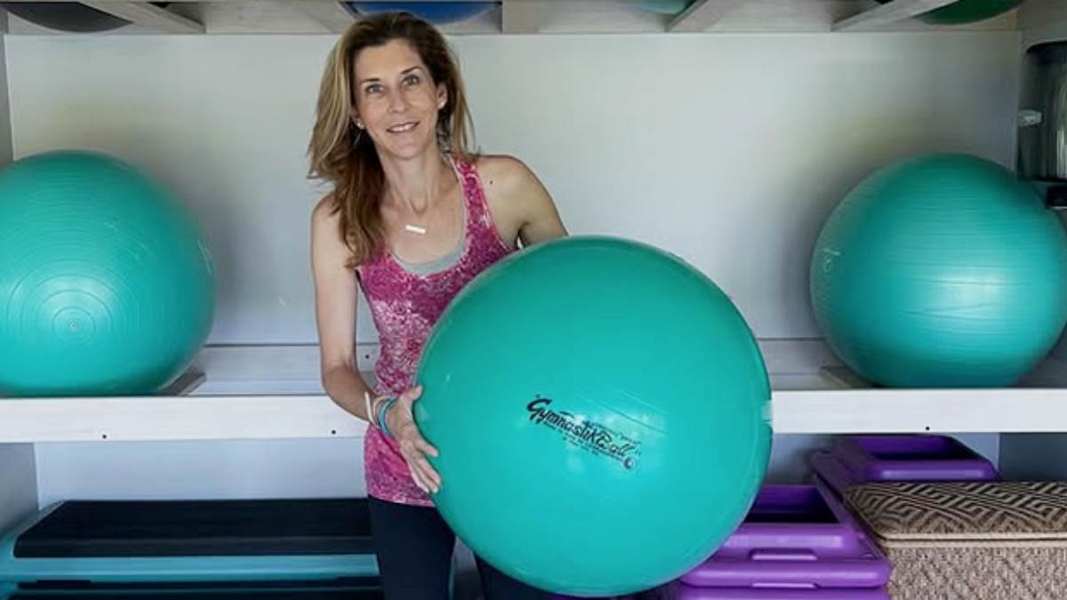 Monika Seleš sa pilates loptom
