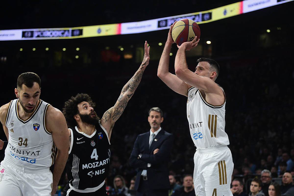 Partizan - Dubai (7).jpg