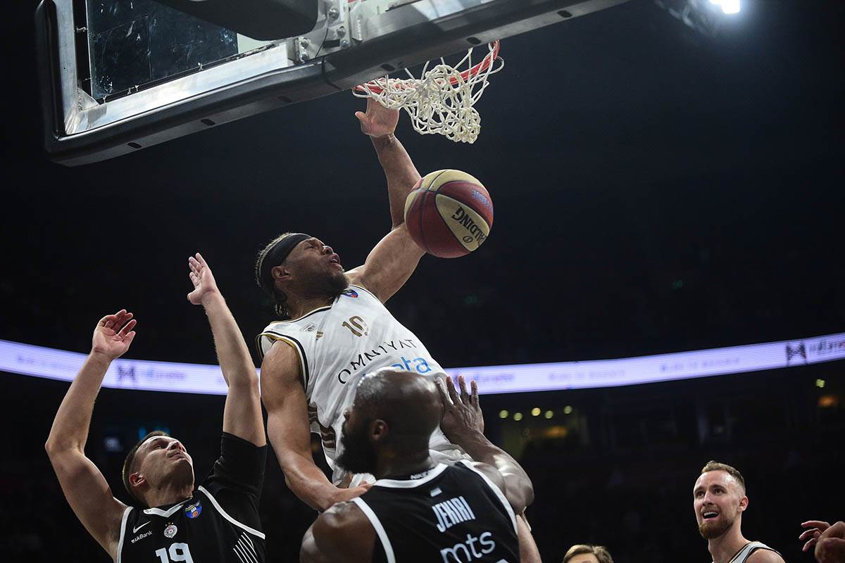 Partizan - Dubai (15).jpg