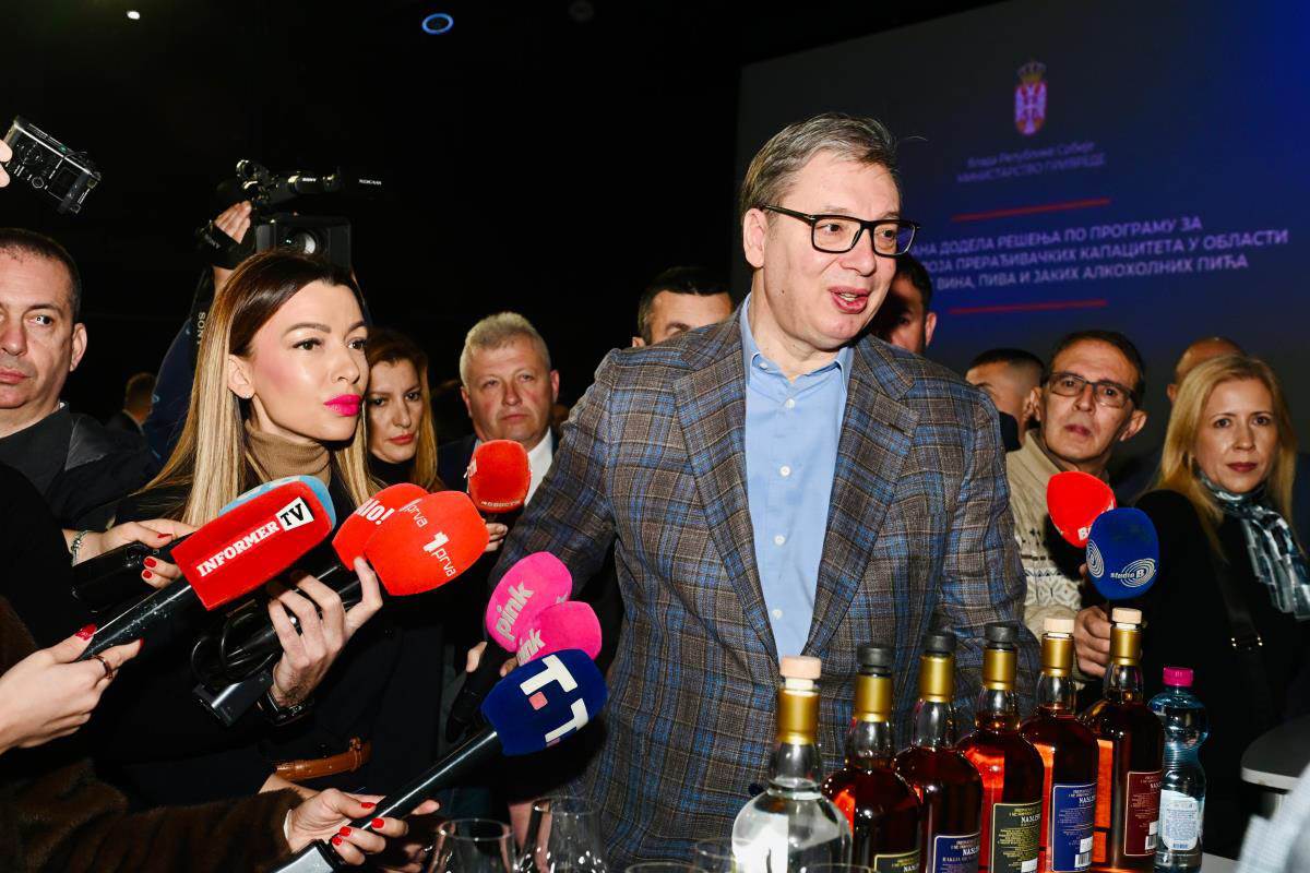 Aleksandar Vučić u Ložionici (8).jpg