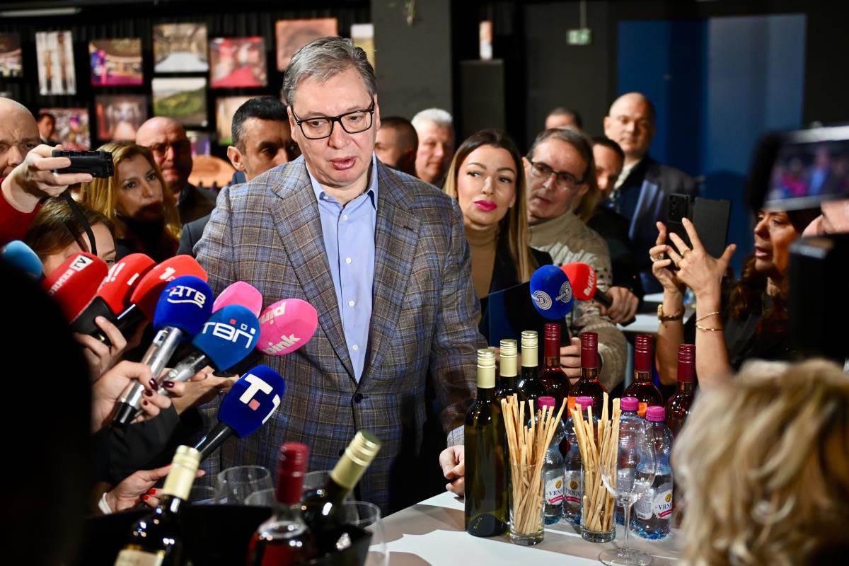 Aleksandar Vučić u Ložionici (16).jpg