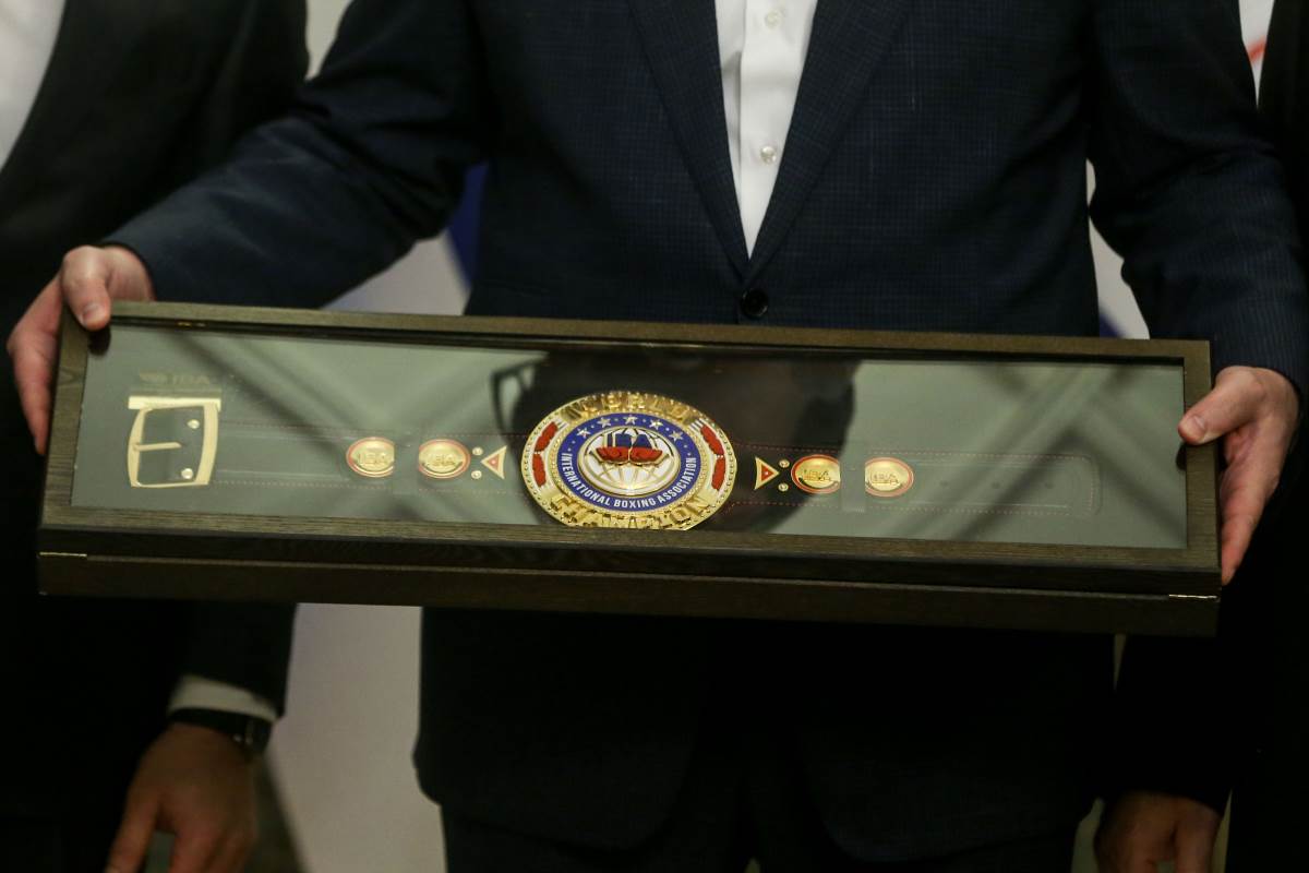 Aleksandar Vučić i Islam Mahačev (3).JPG