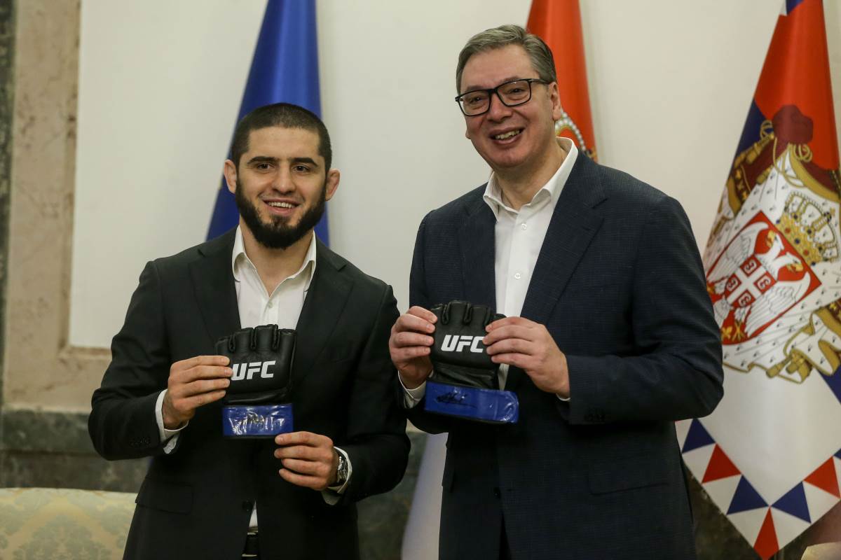 Aleksandar Vučić i Islam Mahačev (7).JPG