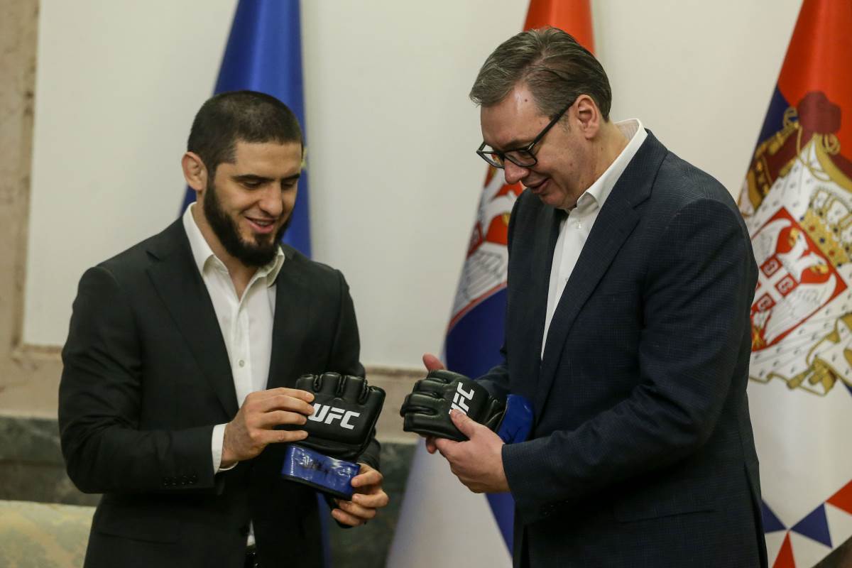 Aleksandar Vučić i Islam Mahačev (10).JPG