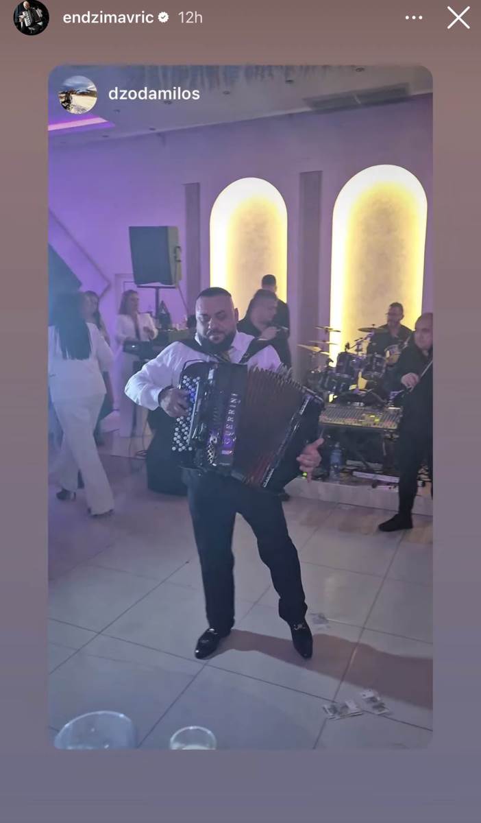 Endži Mavrić punoletstvo ćerke (2).jpg