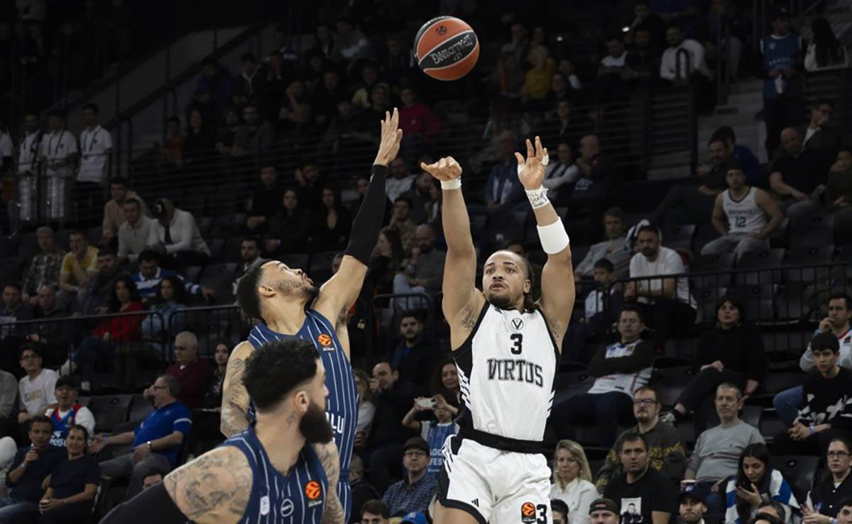 Anadolu Efes - Virtus Bolonja (3).jpg