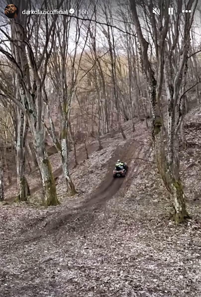 Darko Lazić sa sinom na kvadu  (5).jpg