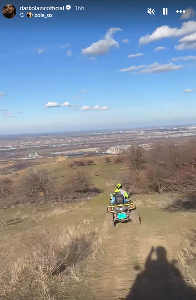 Darko Lazić sa sinom na kvadu  (7).jpg