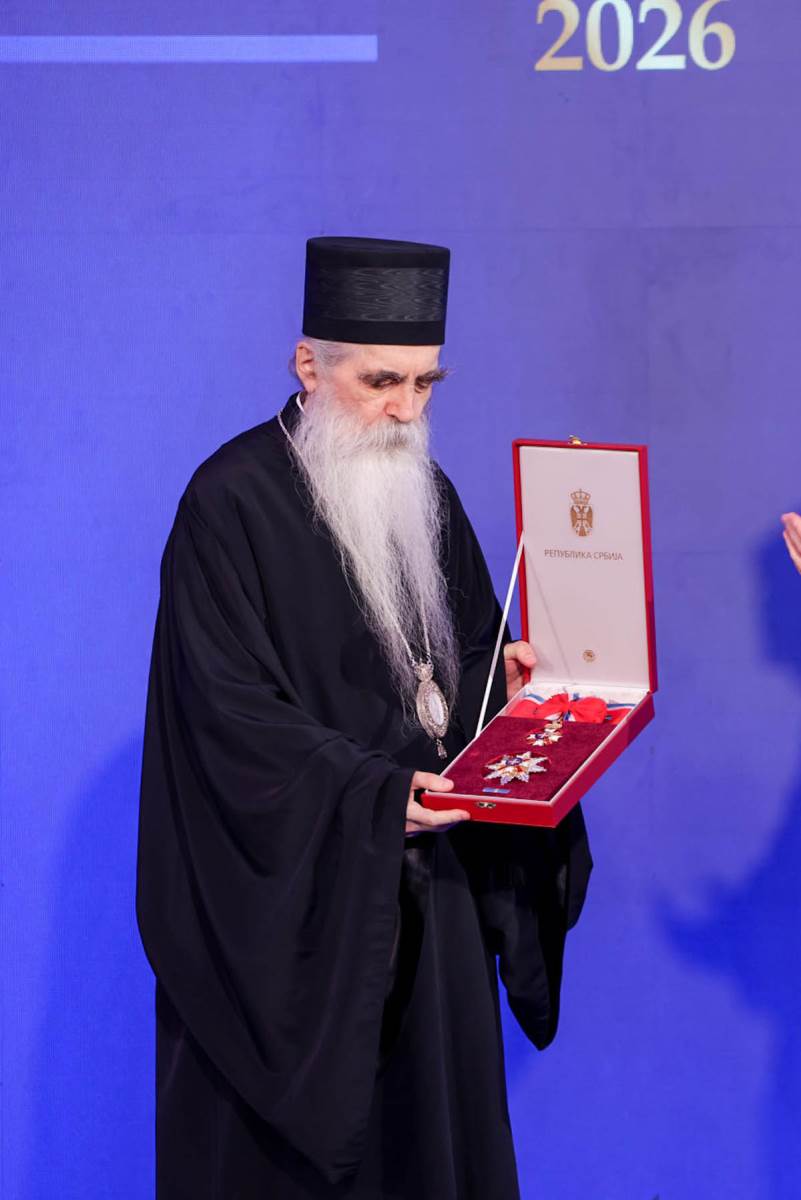 Uručenje Sretenjskog odlikovanja , Mitropolit bački Irinej (1).jpg