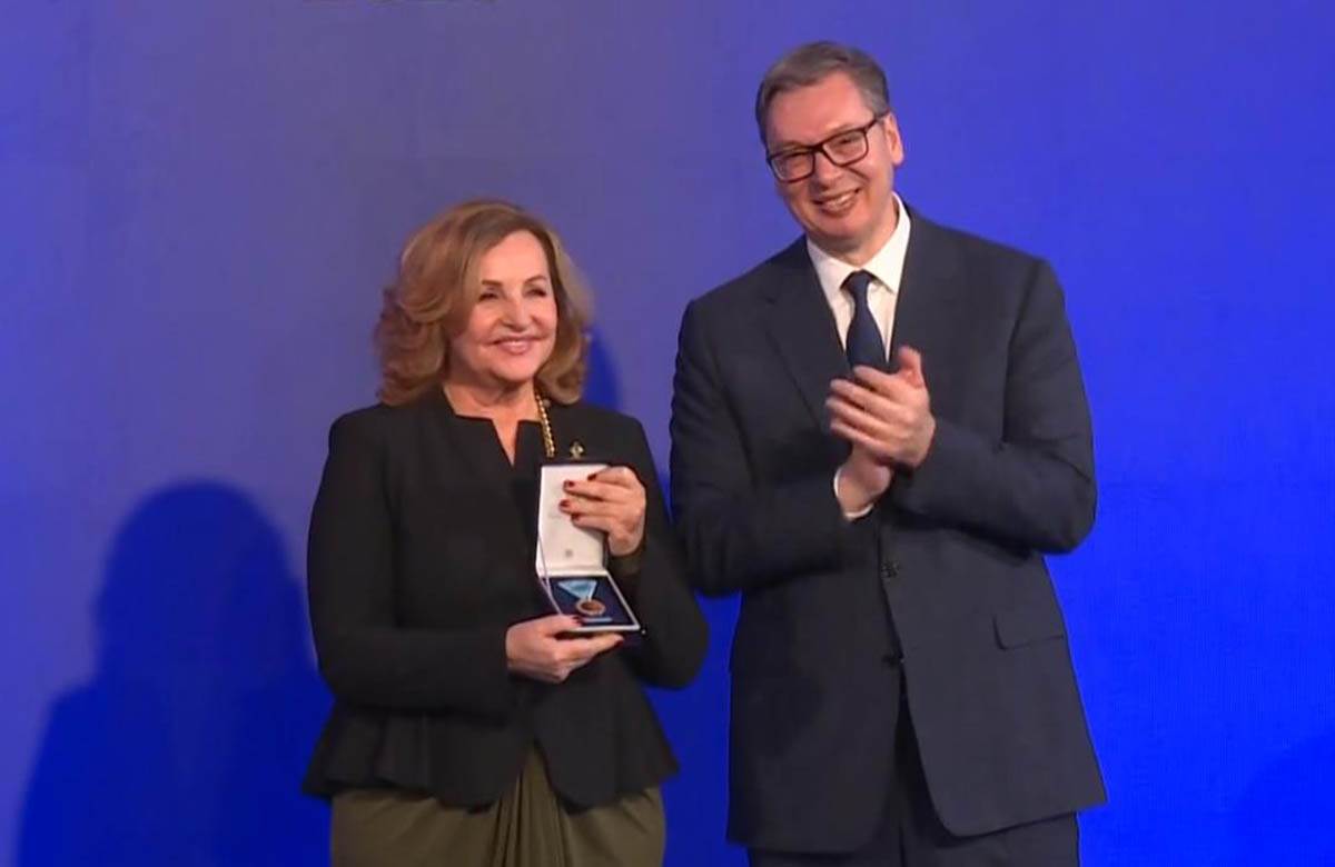 Snežana Đurišić i Ana Bekuta, dobitnice medalja, Sretenje 2026 (2).jpg