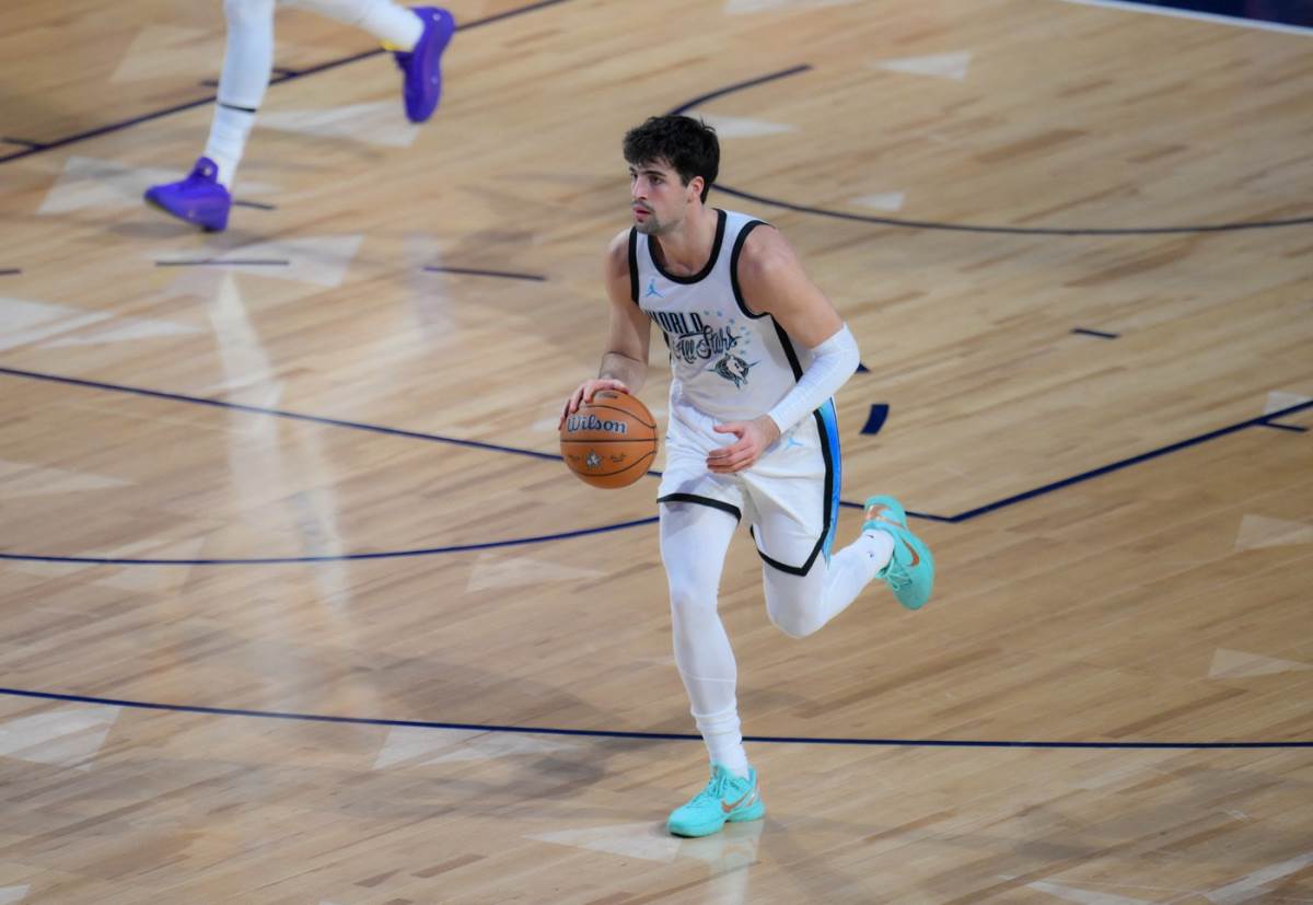 Deni Avdija u prodoru na NBA Ol-staru 2026