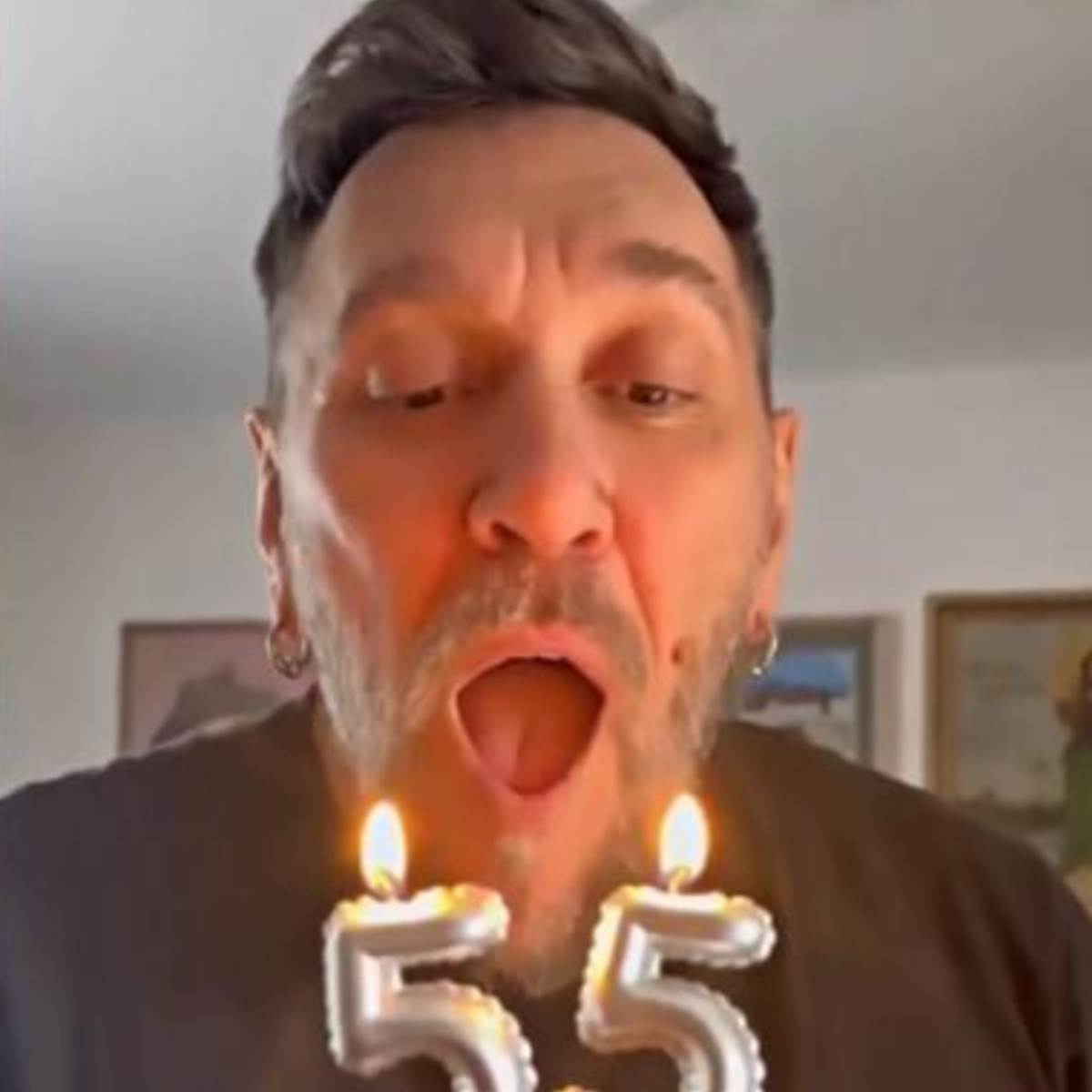 Niggor Lazić rođendan torta svećice.jpg