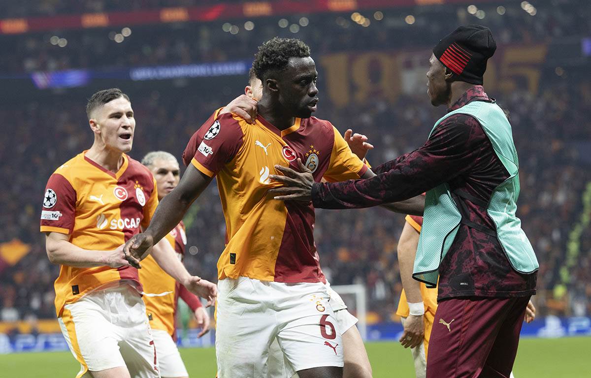 Galatasaraj - Juventus (11).jpg