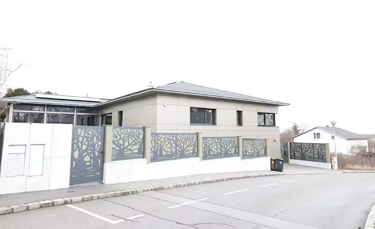 kuća šamana u Beču (7).jpg