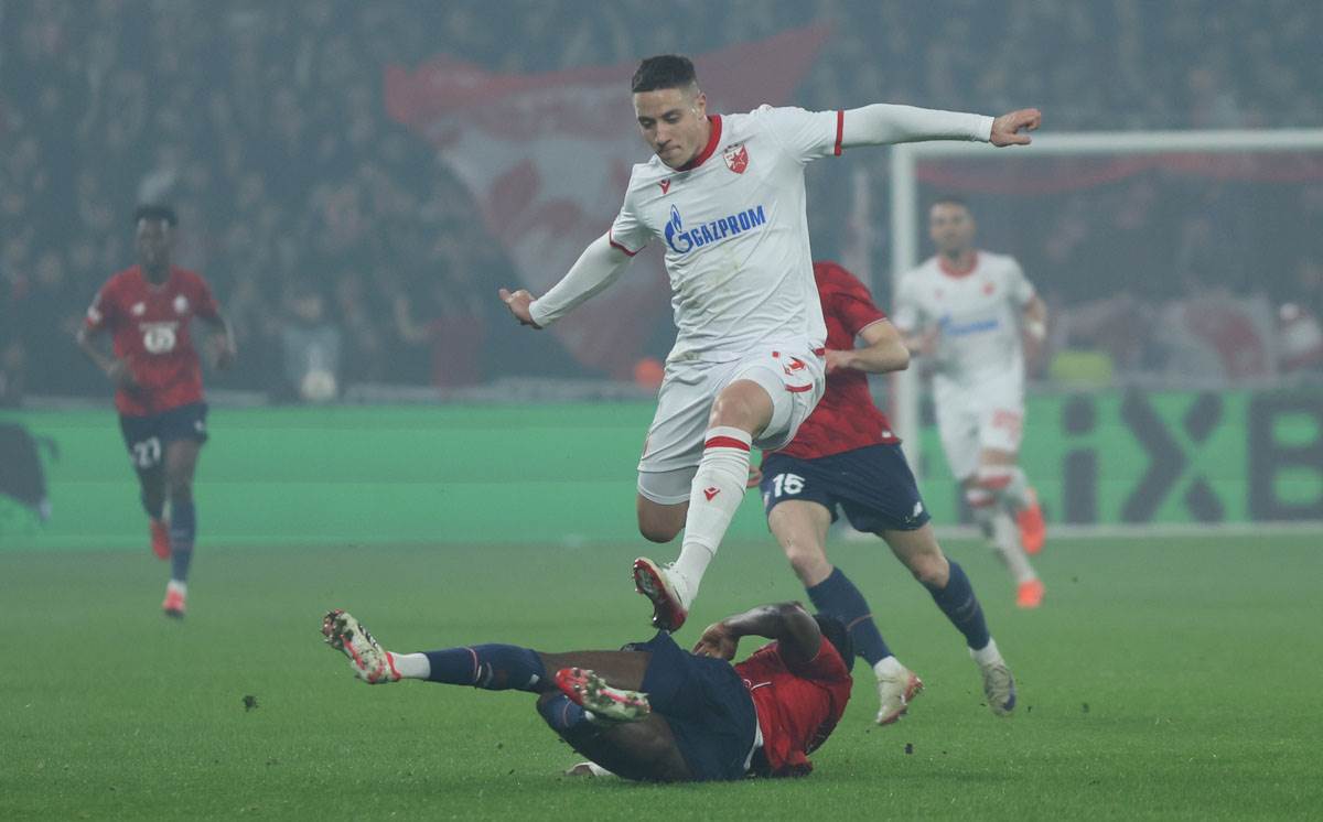 Lil - Crvena Zvezda (1).jpg