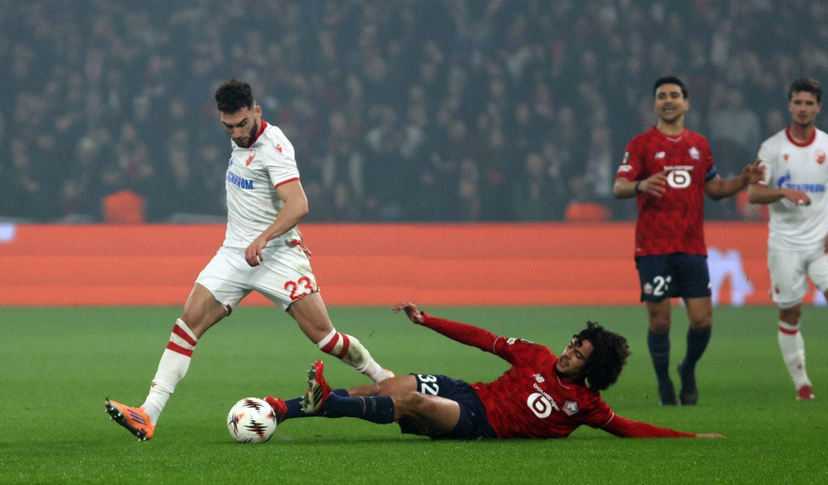 Lil - Crvena Zvezda (5).jpg