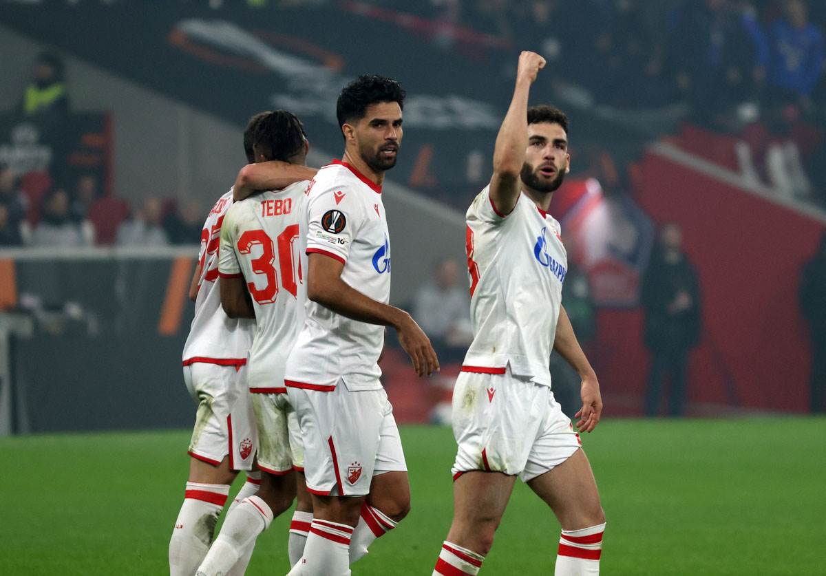 Lil - Crvena Zvezda (5).jpg