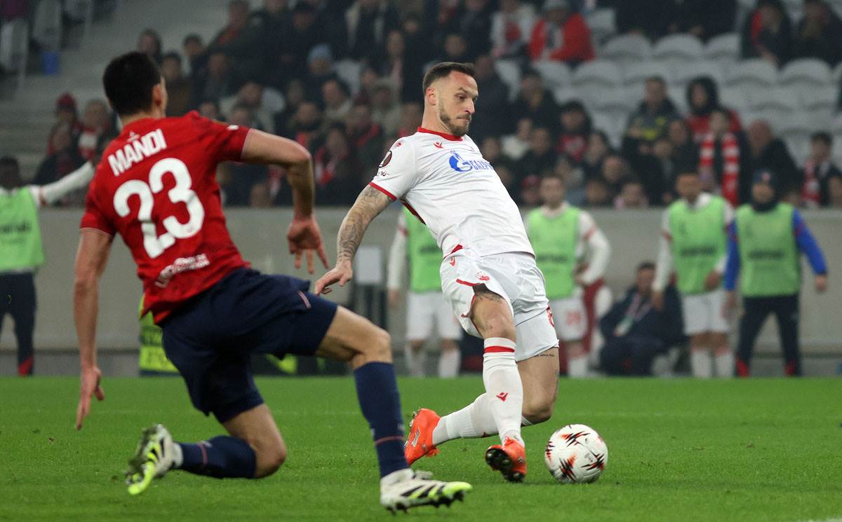 Lil - Crvena Zvezda (5).jpg