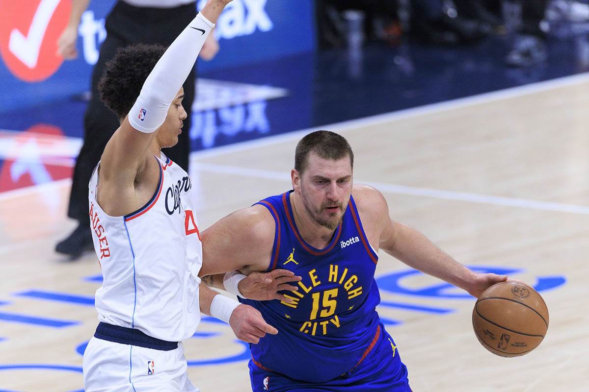 Nikola Jokić na L.A. Klipers - Denver