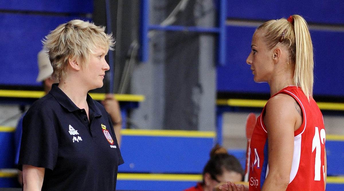 Milica Dabović i Marina Maljković (3).jpg