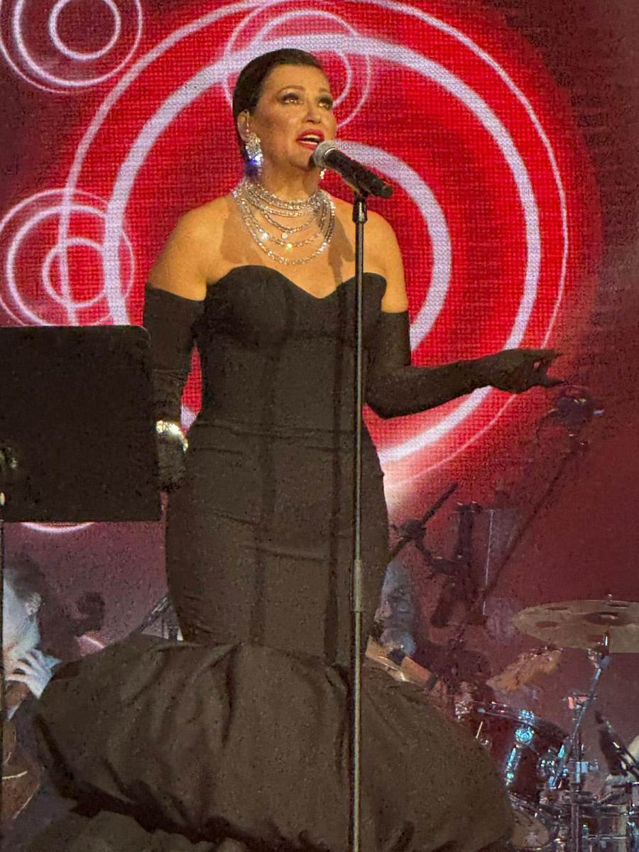 Nina Badrić  (5).jpg