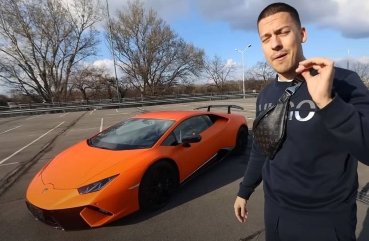 Baka Prase automobili