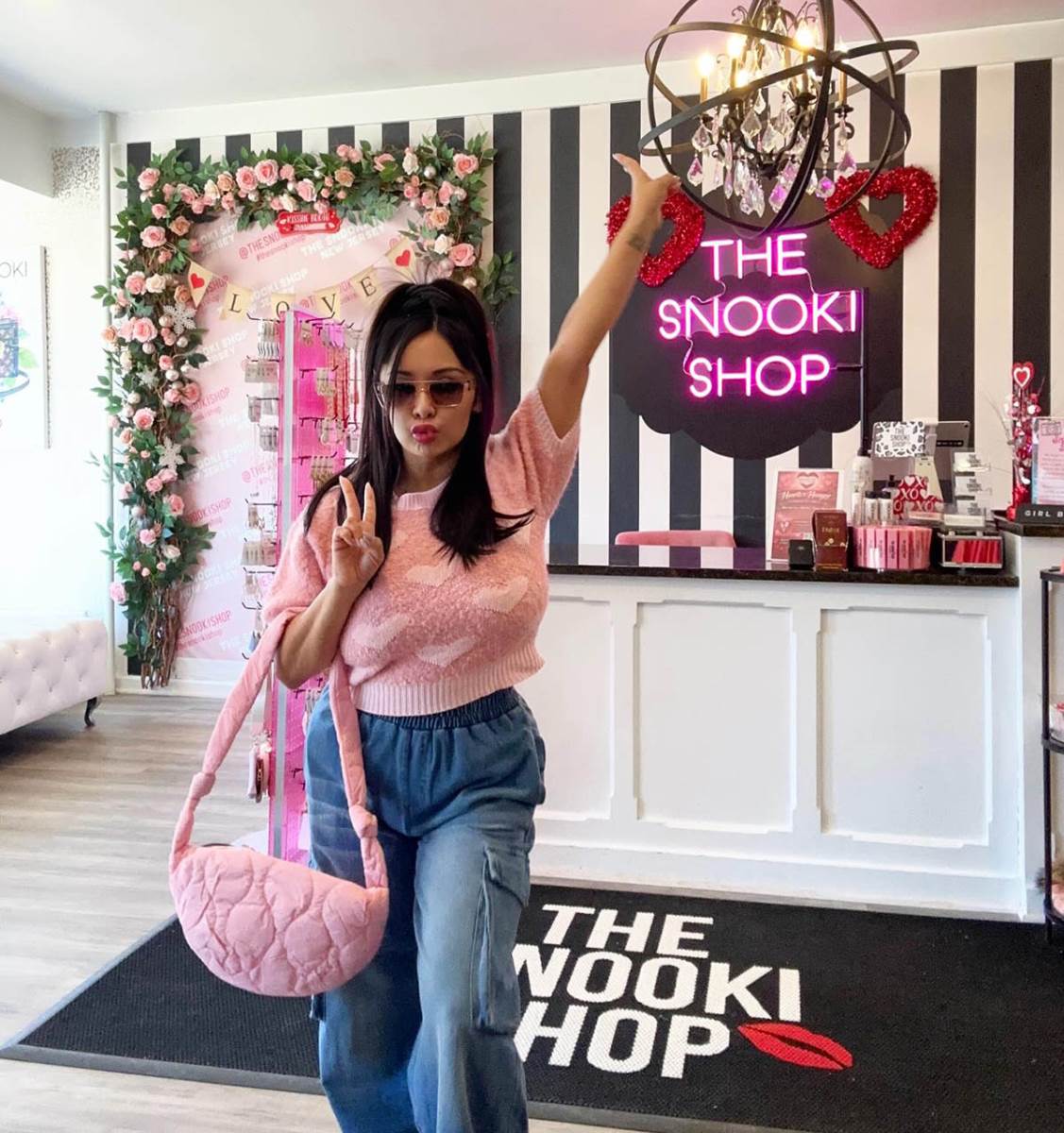 Nikol Snuki Polici (4).jpg