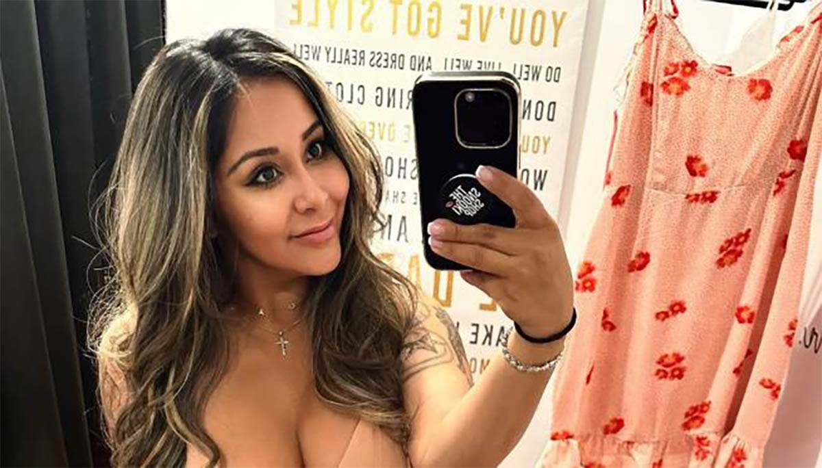 Nikol Snuki Polici.jpg