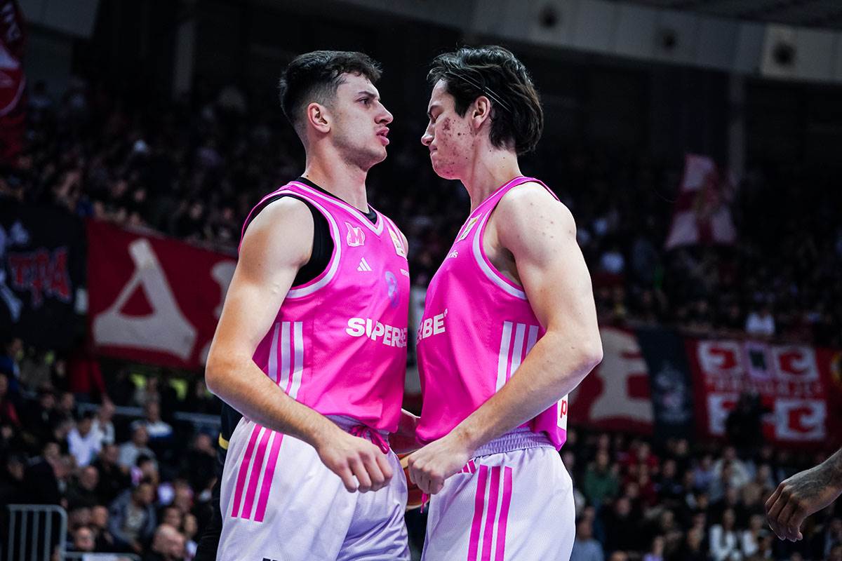 Crvena zvezda - Mega u Nišu  (1).jpg