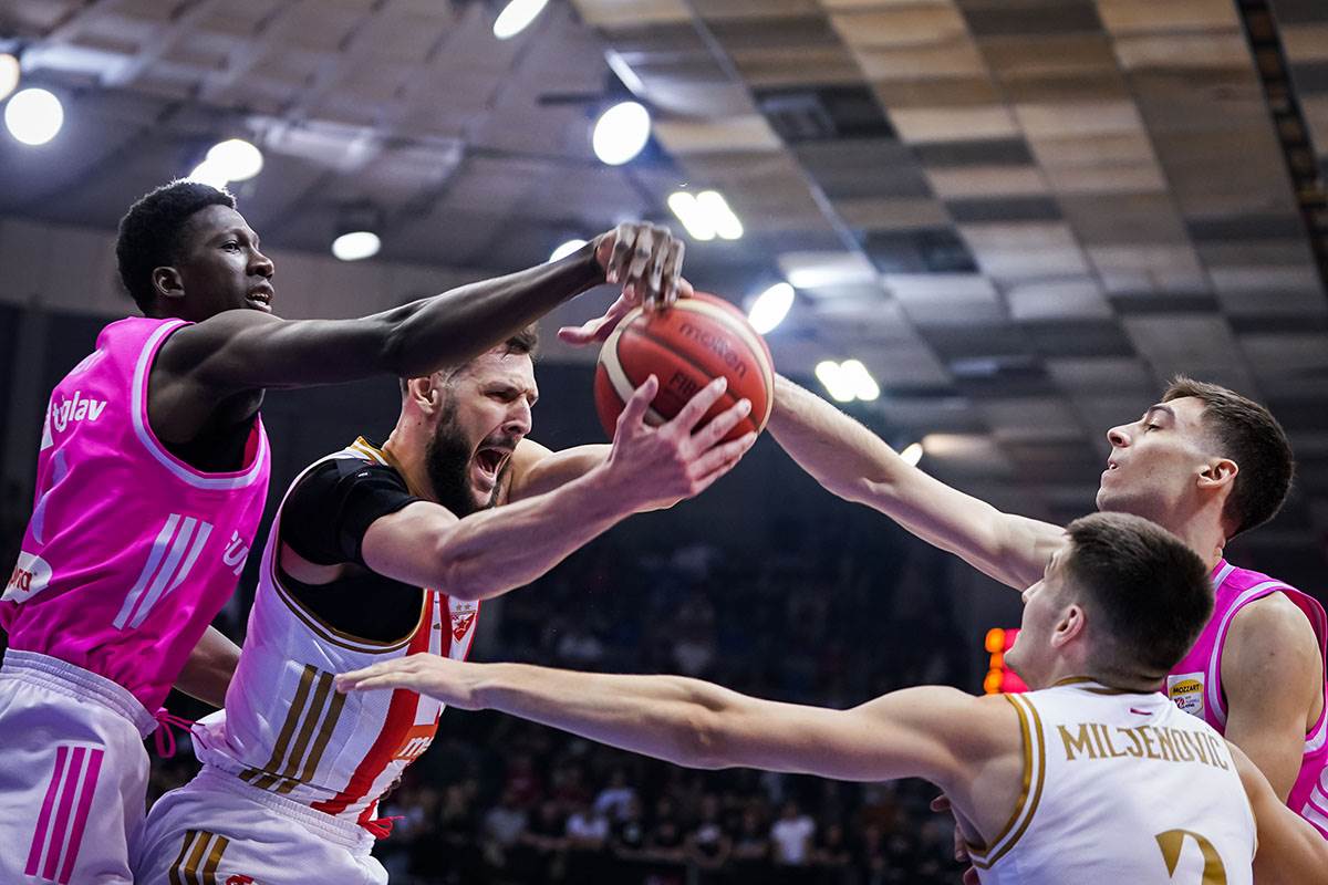 Crvena zvezda - Mega u Nišu  (1).jpg