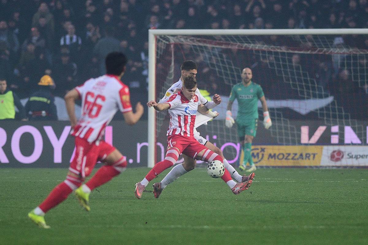 Vasilije Kostov u 178. večitom derbiju Zvezda Partizan