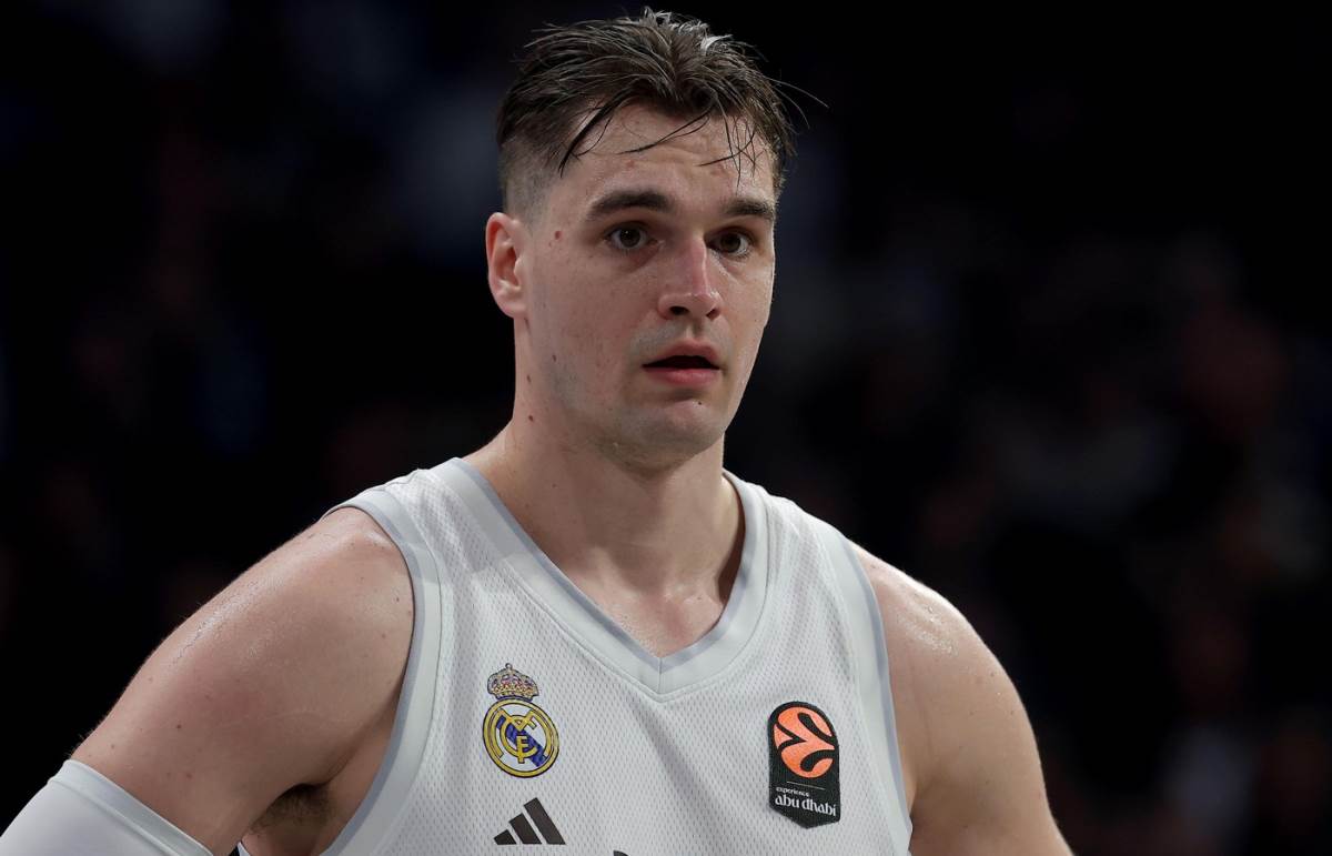 Mario Hezonja na meču Evrolige u Beogradu protiv Partizana