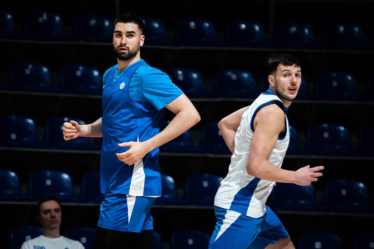 Okupljanje košarkaša Srbije pred meč sa Turskom (4).jpg