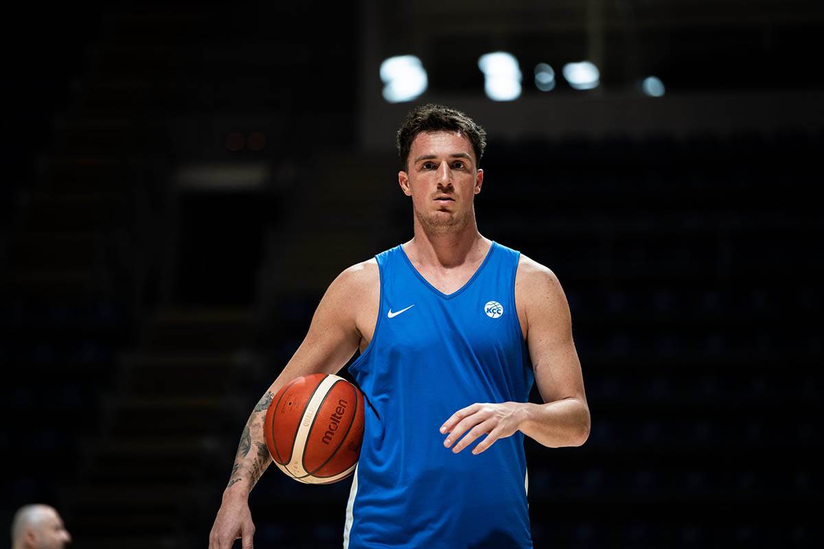 Okupljanje košarkaša Srbije pred meč sa Turskom (8).jpg