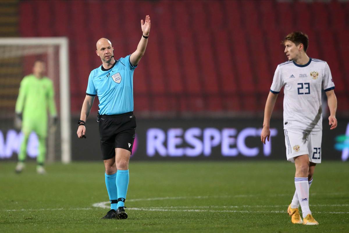 Entoni Tejlor (4).jpg