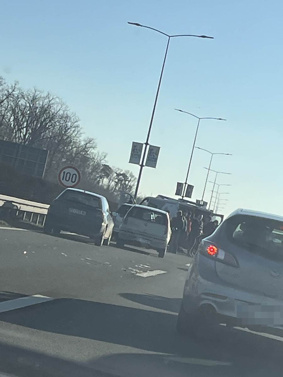 Lančani sudar kod Aerodroma Nikola Tesla (2).jpg