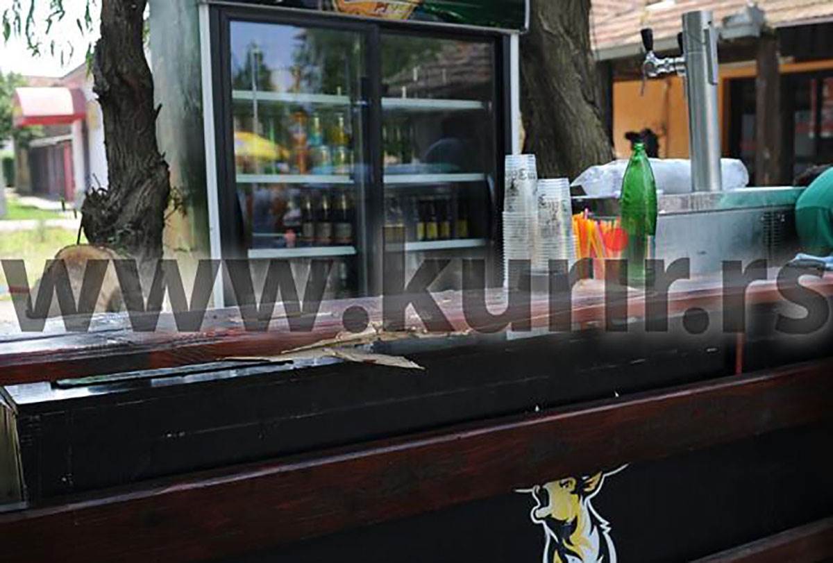 Uviđaj nakon zločina u Žitištu (11).jpg