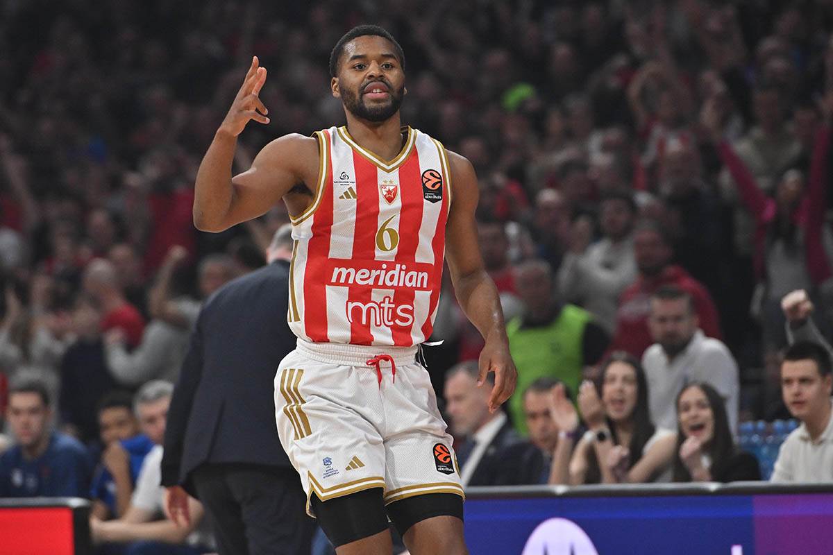 Crvena zvezda-Efes  (3).jpg