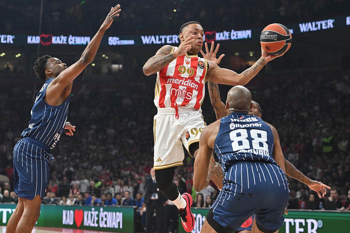 Crvena zvezda-Efes  (12).jpg