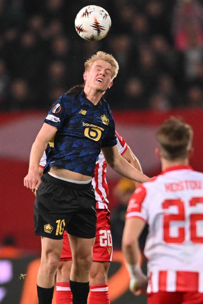 Crvena zvezda - LOSC Lila  (2).jpg