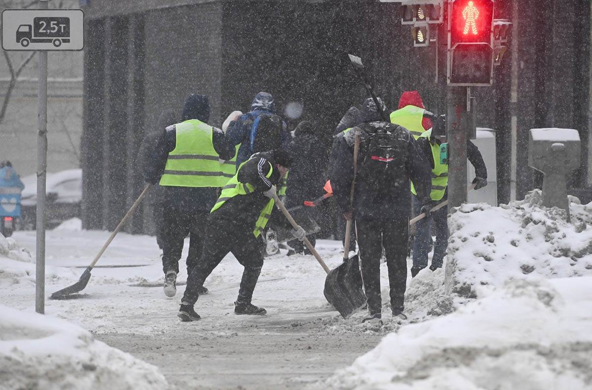 Sneg u Moskvi (2).jpg