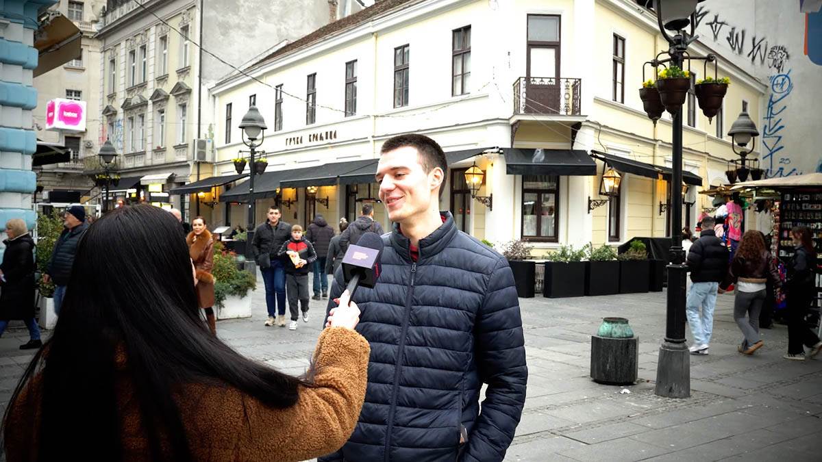 Anketa - Da li bi prijavio svoje komšije ako glasno vode ljubav (6).jpg