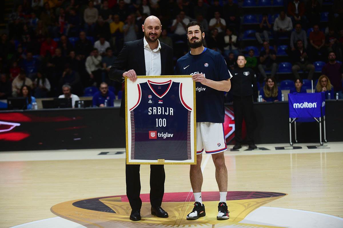 100. meč Nikole Kalinića u dresu reprezentacije (2).jpg